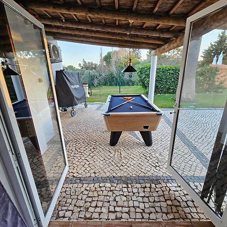Villa Yvonne,Private Pool,Private Parking 1,7 Km From The Beatch Albufeira Exteriér fotografie
