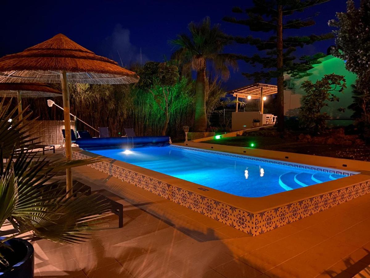 Villa Yvonne,Private Pool,Private Parking 1,7 Km From The Beatch Albufeira Exteriér fotografie