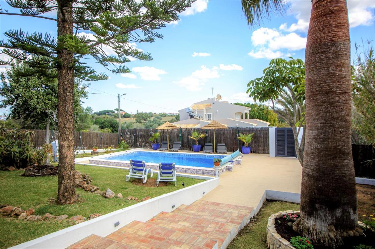 Villa Yvonne,Private Pool,Private Parking 1,7 Km From The Beatch Albufeira Exteriér fotografie