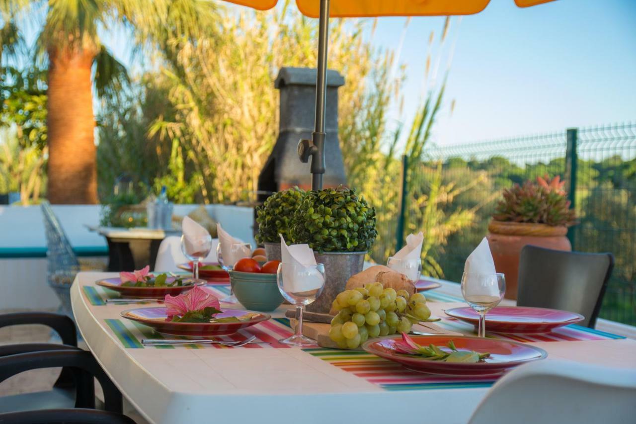 Villa Yvonne,Private Pool,Private Parking 1,7 Km From The Beatch Albufeira Exteriér fotografie